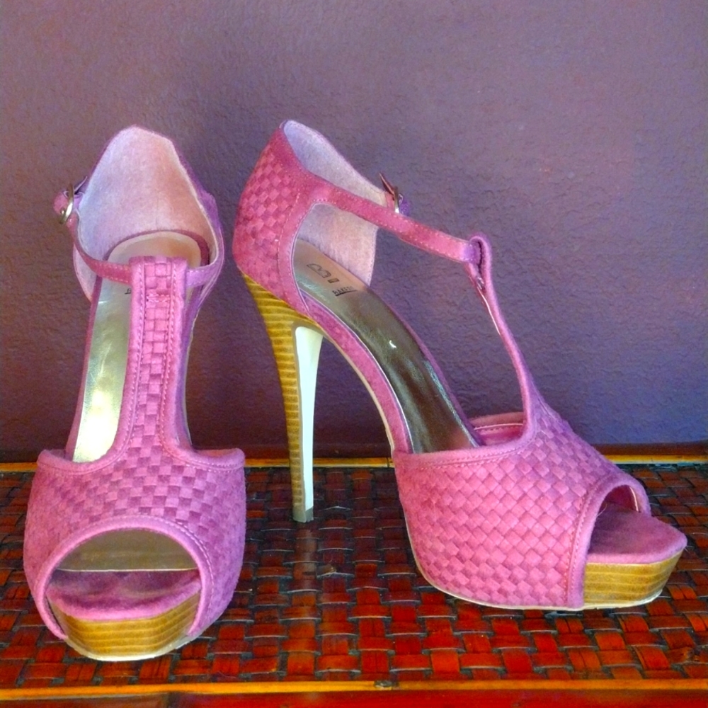 "Shanel" from Bakers 8.5 Purple Pink Woven T-Strap Open Toe Pump